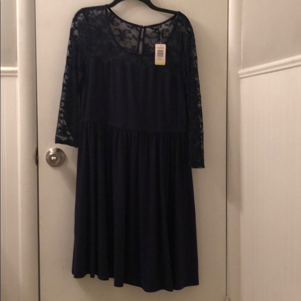 NWT Torrid 3/4 Sleeve Lace Dress